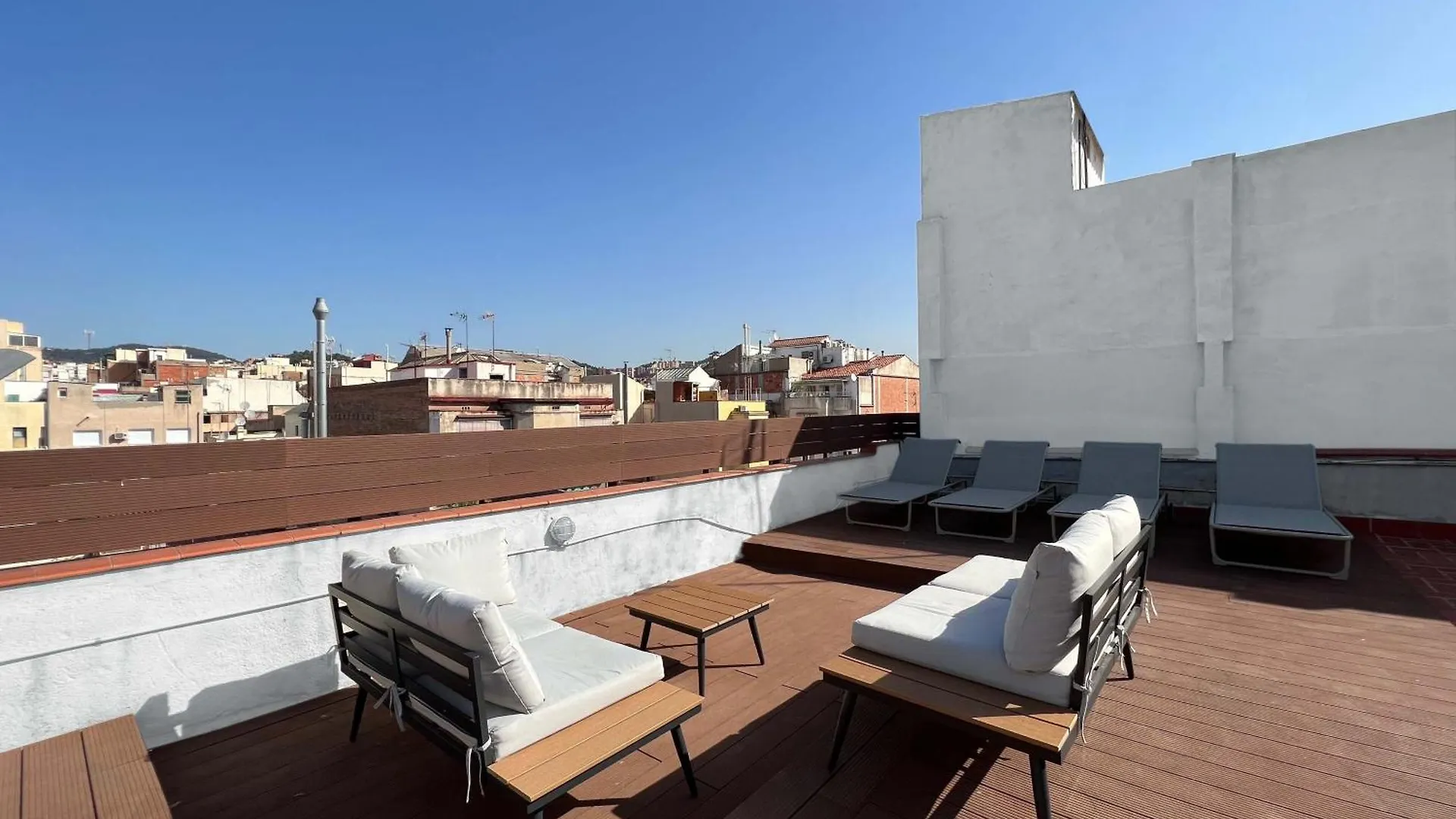 Stay U-Nique Apartments Vila De Gracia contacts